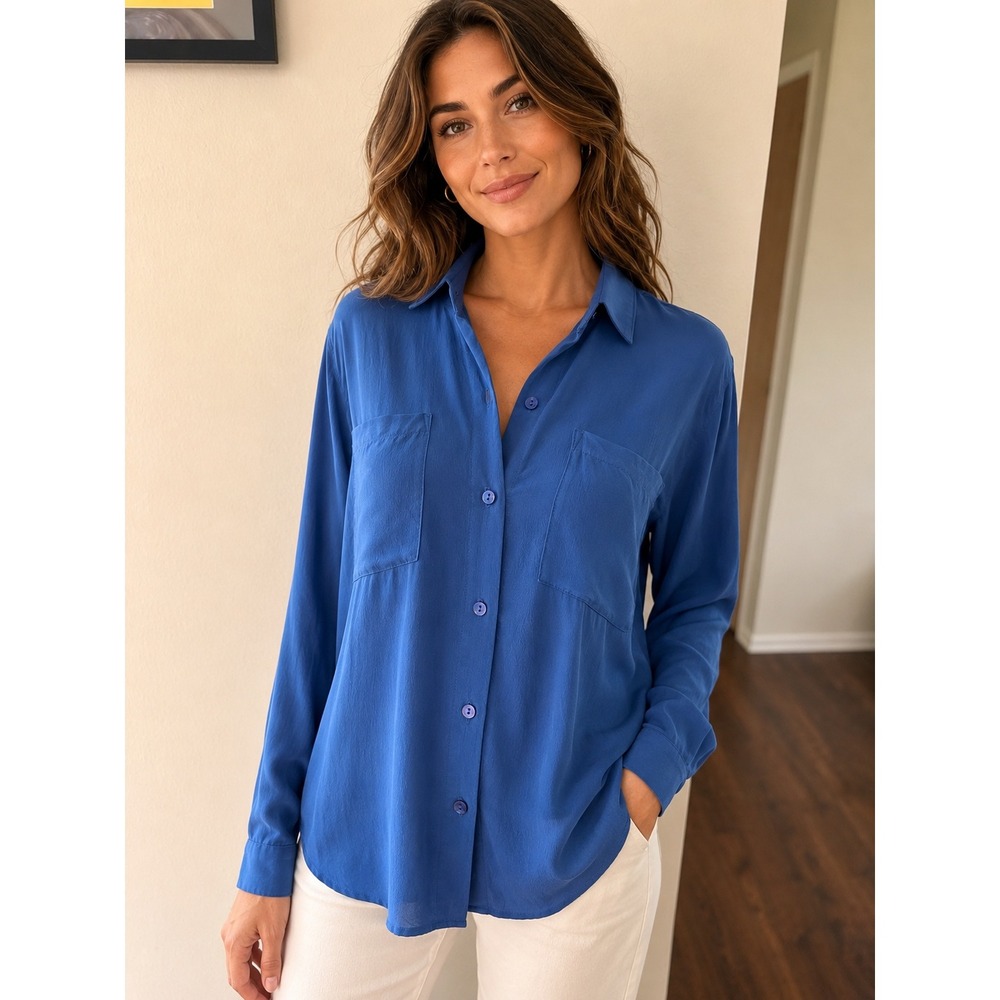LAILA & SAVANNAH Silk Button Down Blouse‎ Womens S Blue Minimalist Made in USA